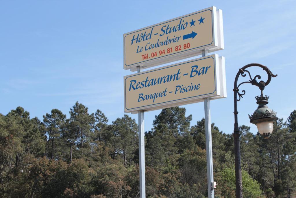 Hotel Le Couloubrier Le Muy Eksteriør billede